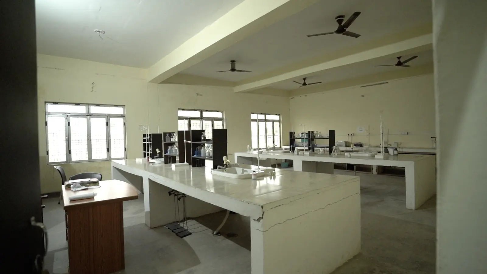 Pharmacy Labs - Pharmacy Pharmaceutics Lab